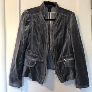 Soft jacket that is a great for fall and winter